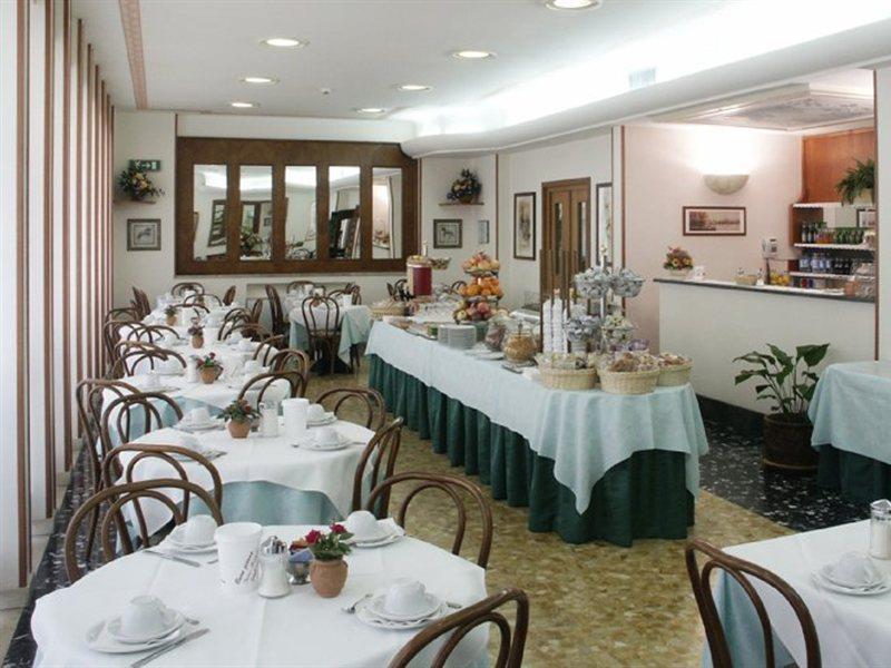 Hotel Terminus & Plaza Pisa Luaran gambar