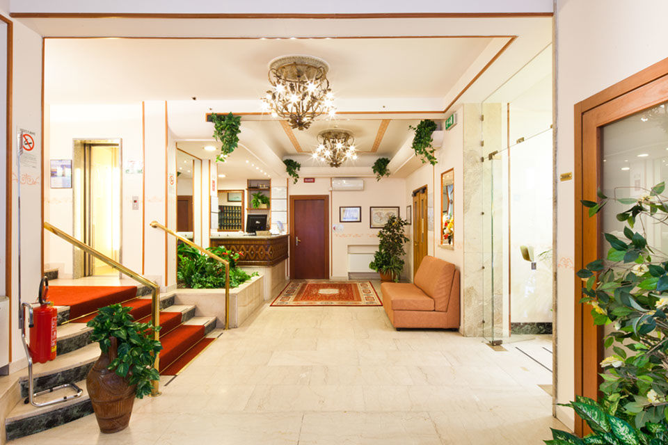 Hotel Terminus & Plaza Pisa Luaran gambar